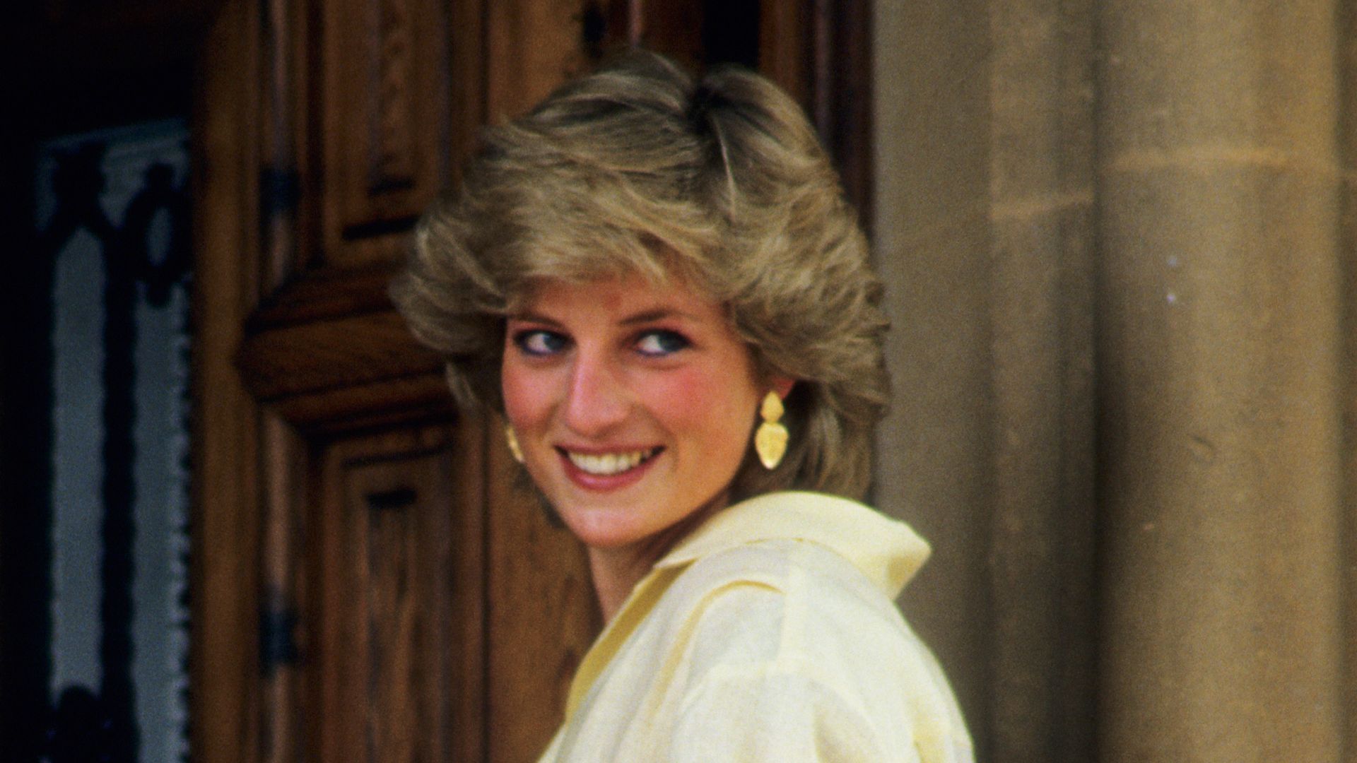 10 iconic Princess Diana street style moments