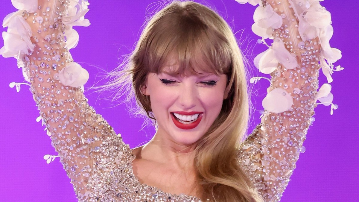 Taylor Swift’s bejewelled wedding guest dress is a total Fearless throwback