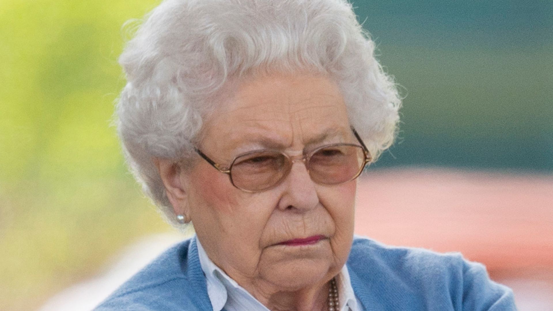 WINDSOR, ENGLAND - MAY 09:  Queen Elizabeth II watches her horse Sparkler in the Flat Ridden Sport Horse event on the first day of The Royal Windsor Horse show at Home Park on May 9, 2018 in Windsor, England.  (Photo by Mark Cuthbert/UK Press via Getty Images)WINDSOR, ENGLAND - MAY 09:  Queen Elizabeth II watches her horse Sparkler in the Flat Ridden Sport Horse event on the first day of The Royal Windsor Horse show at Home Park on May 9, 2018 in Windsor, England.  (Photo by Mark Cuthbert/UK Press via Getty Images)