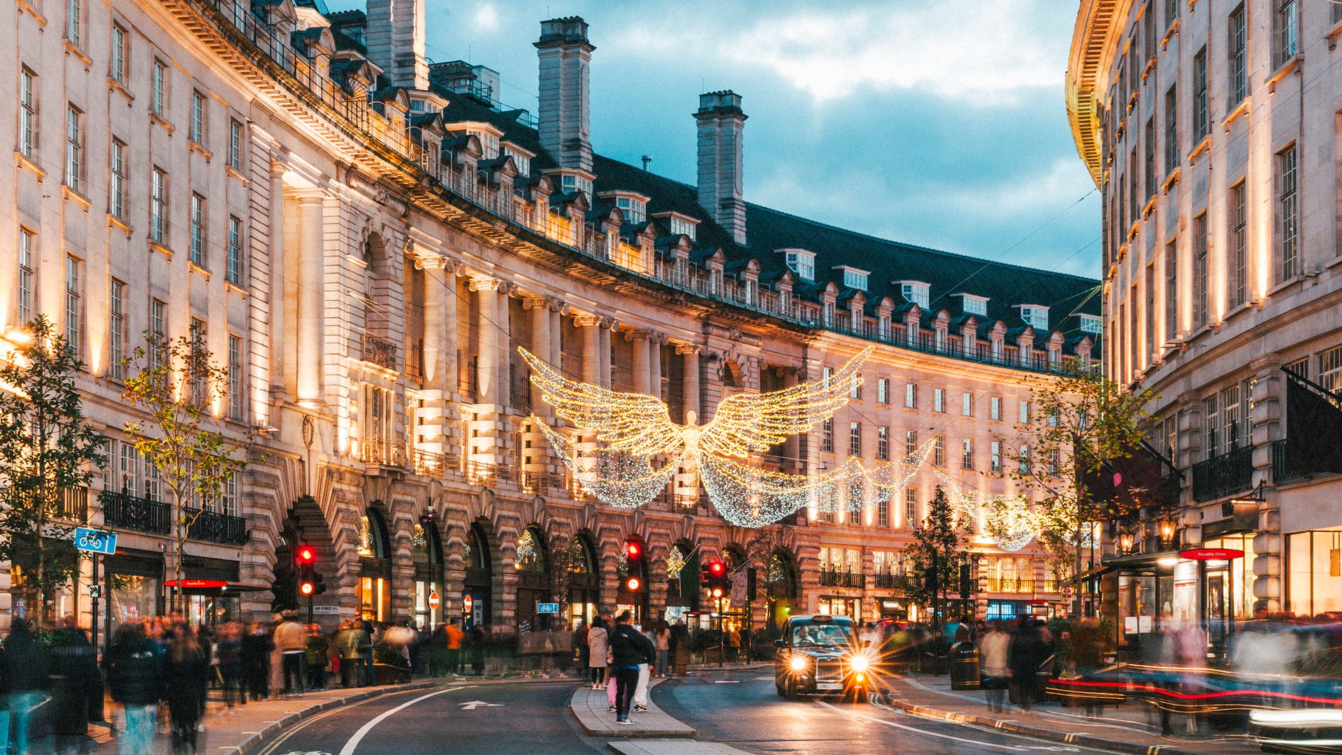 17 unmissable things to do in magical London in December 2024