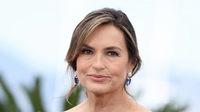 Mariska Hargitay poses during the "My Mom Jayne: A Film By Mariska Hargitay" photocall at the 78th annual Cannes Film Festival at Palais des Festivals on May 18, 2025 in Cannes, France