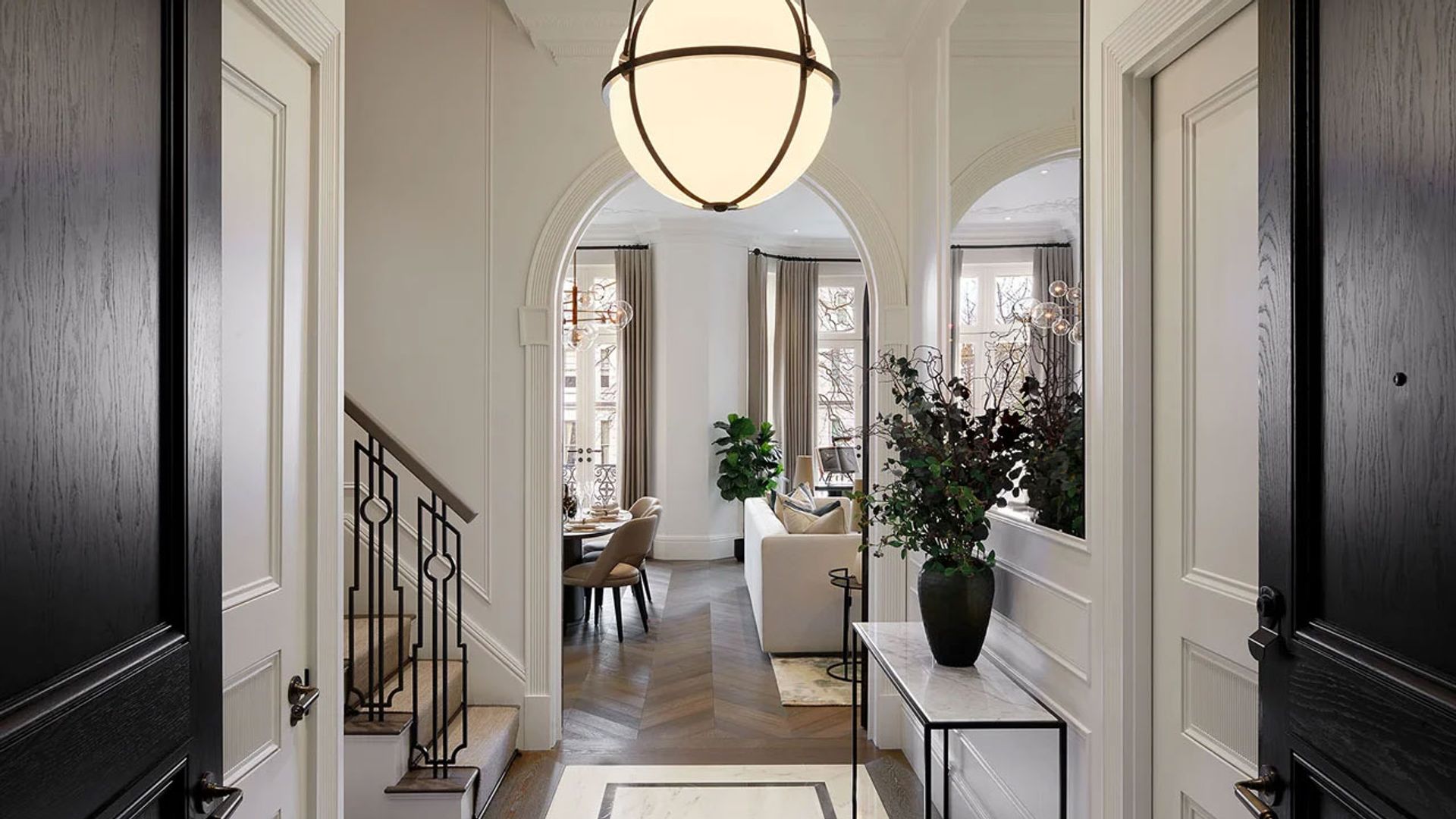 4 rules for luxurious lighting according to interior design experts