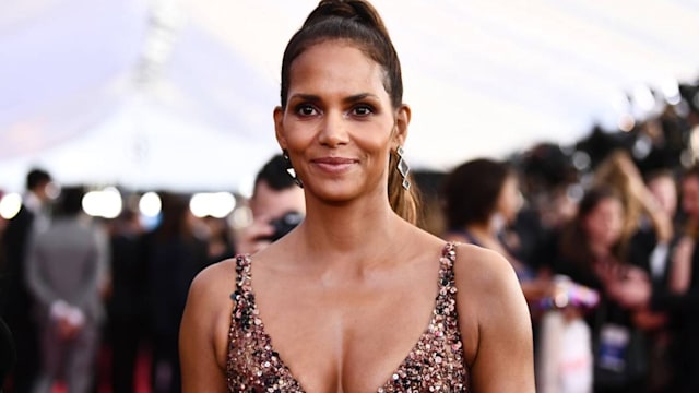 halle berry glam dress