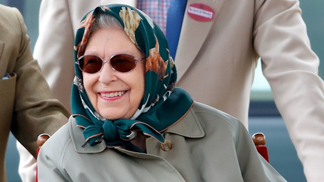 the queen headscarf