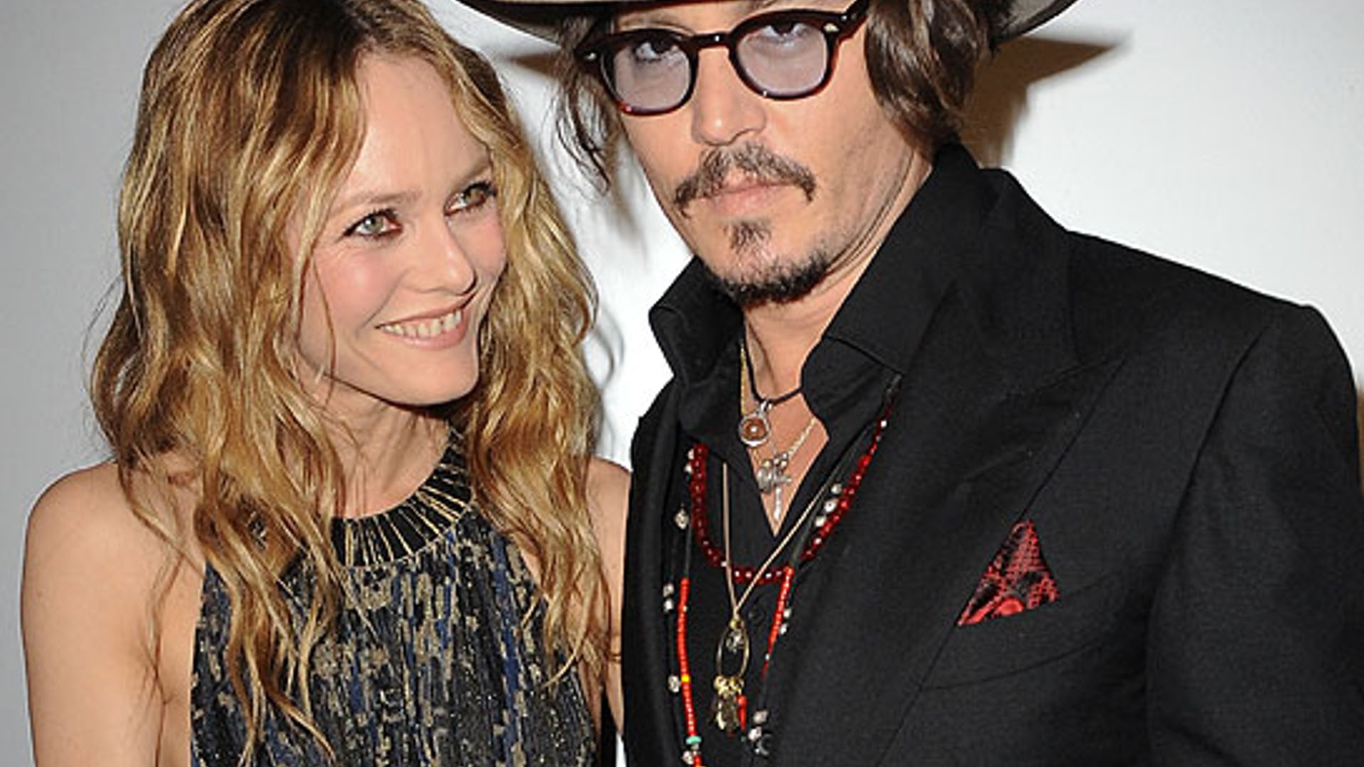 Johnny Depp split He and Vanessa Paradis are living separate lives(02)