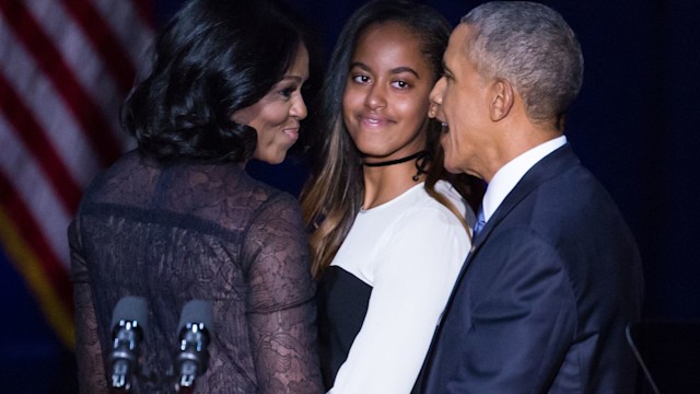 Barack Obama, Malia and Michelle 