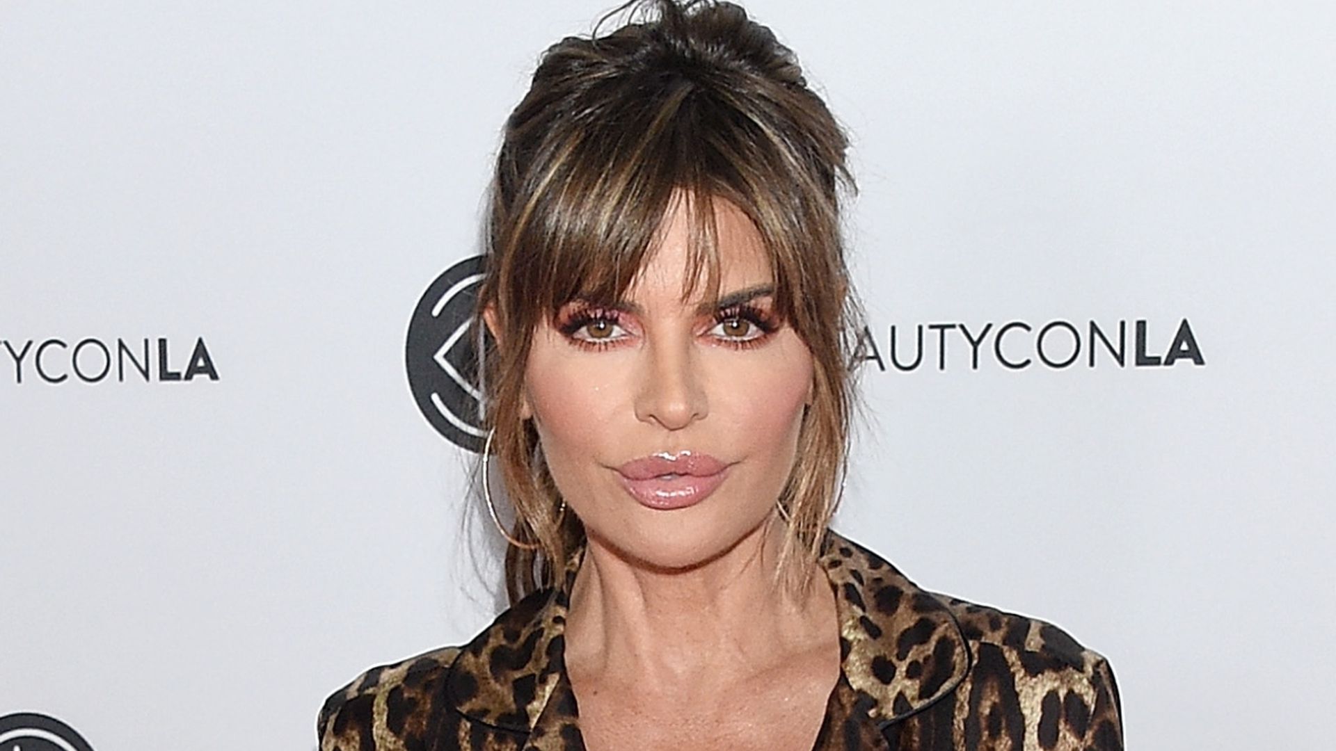 lisa rinna vacation photo surprising celebrity appearance