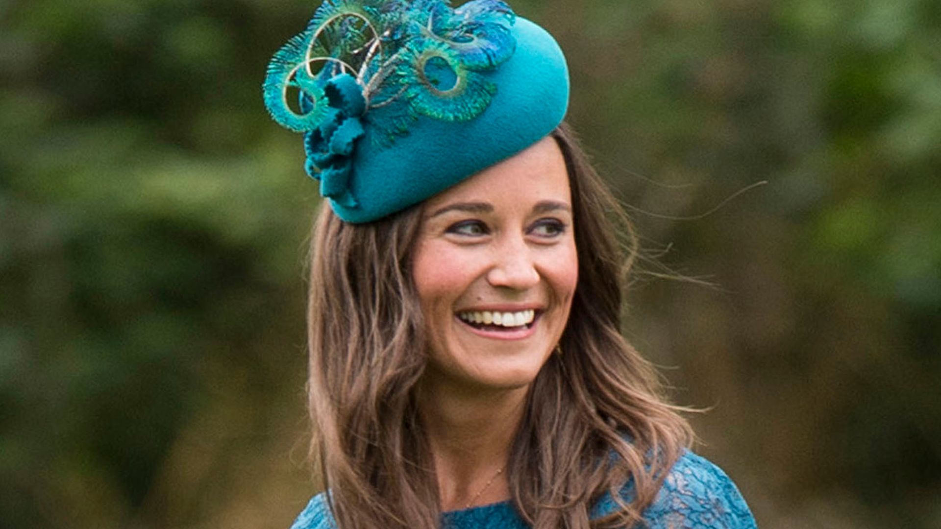 Pippa Middleton was sister Kate’s doppelganger in lace wedding guest dress and princess curls