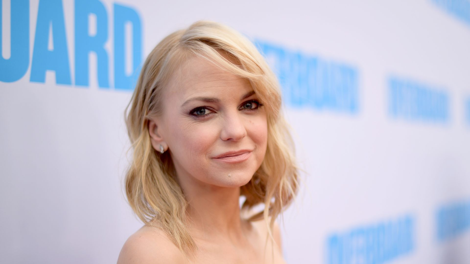 Anna Faris' surprising transformation through the years will make you double take