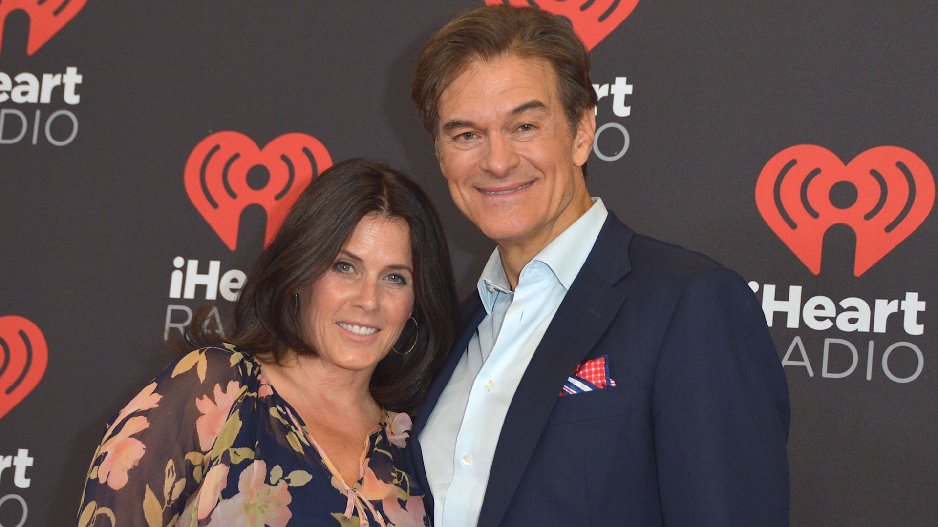 Dr. Oz with wife Lisa