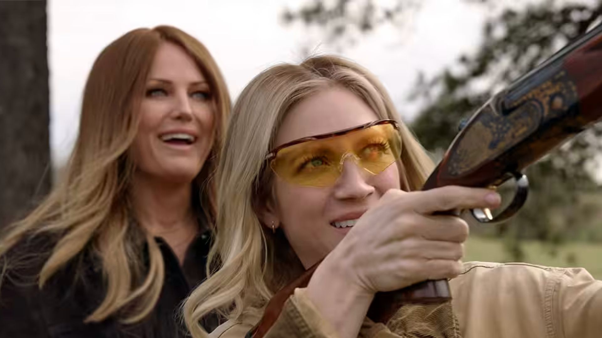 Brittany Snow and Malin Akerman in The Hunting Wives