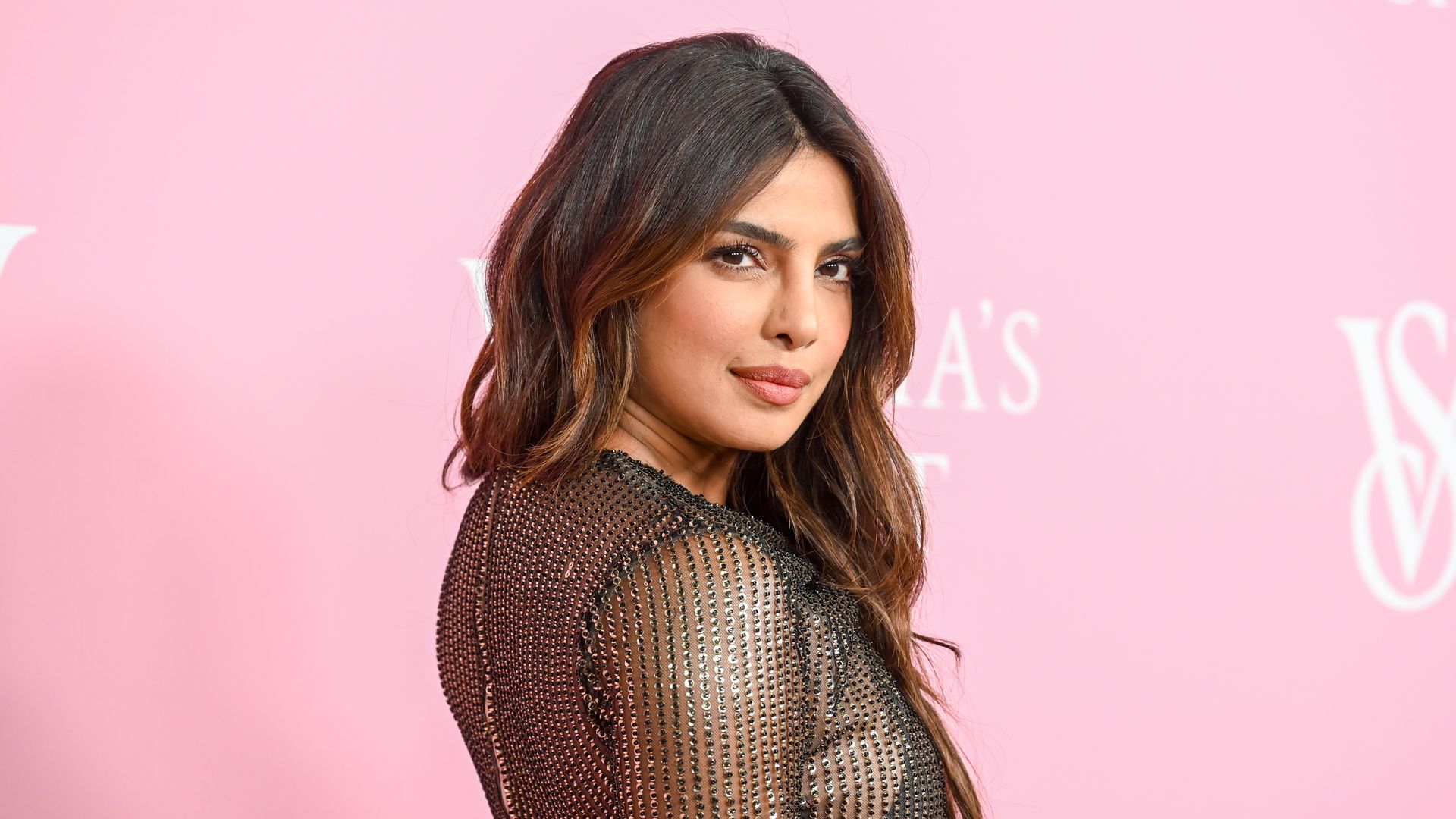 Photo: Priyanka Chopra looks glamorous in this picture from Sophie