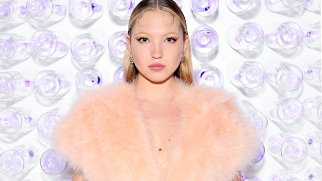 Kate Moss' daughter Lila looks unrecognisable in Dua Lipa's Versace show