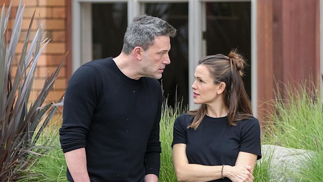 jennifer garner ben affleck talking