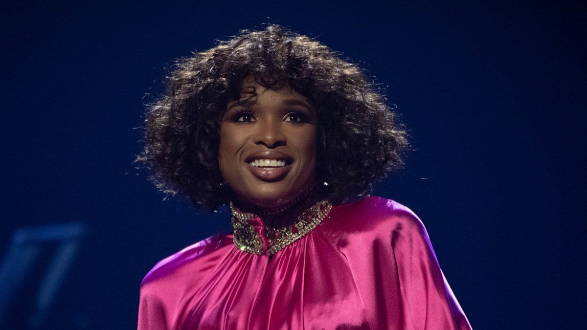 Jennifer Hudson inundated with fan support as she marks incredible ...