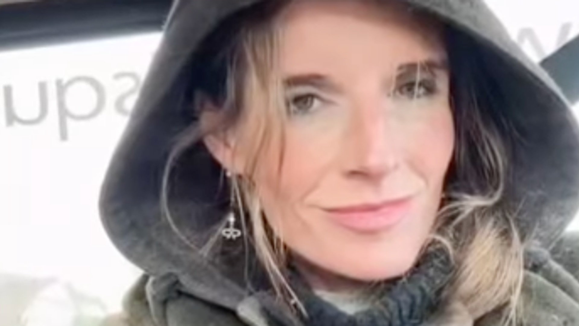 amanda owen in jacket with hood up 