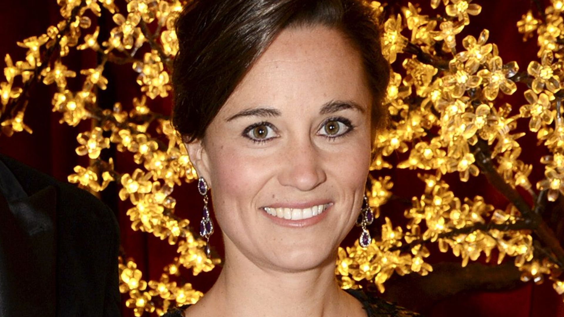  Pippa Middleton in a sequin dress with her hair up