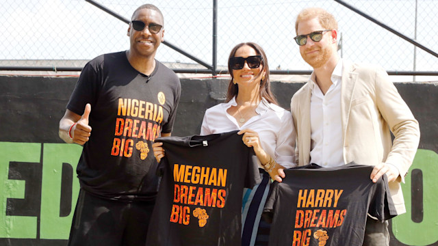 Harry and Meghan gifted T-shirts from Giants of Africa