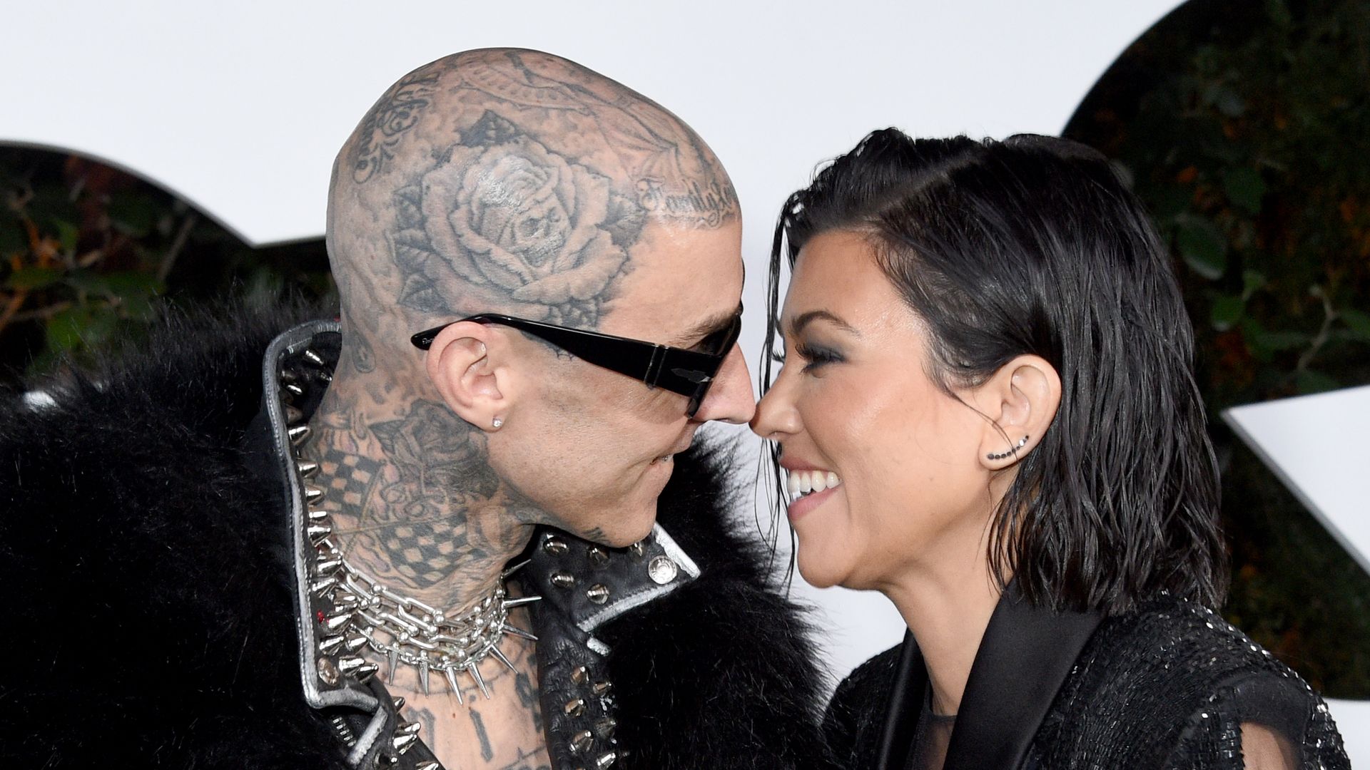 Travis Barker and Kourtney Kardashian close 