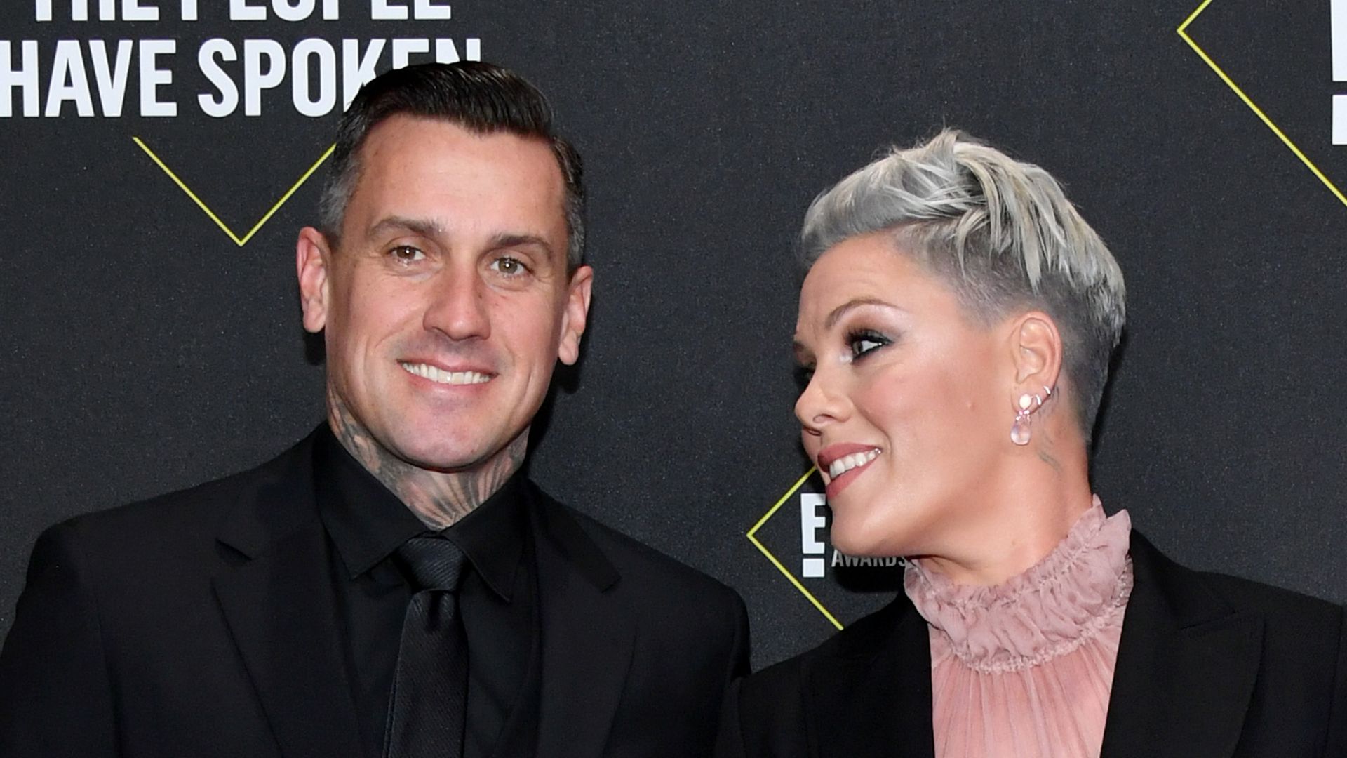 Pink's husband Carey Hart reveals 'pretty nasty' injury as he apologizes to wife