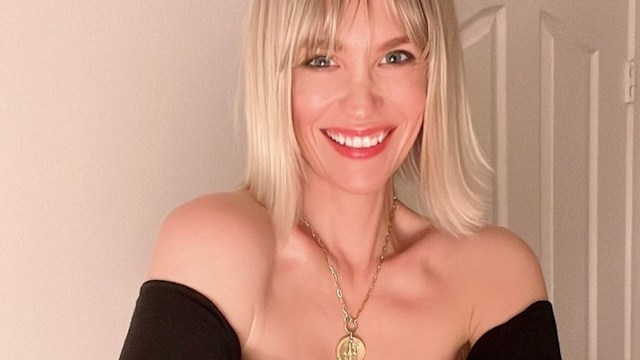 january jones smiling 