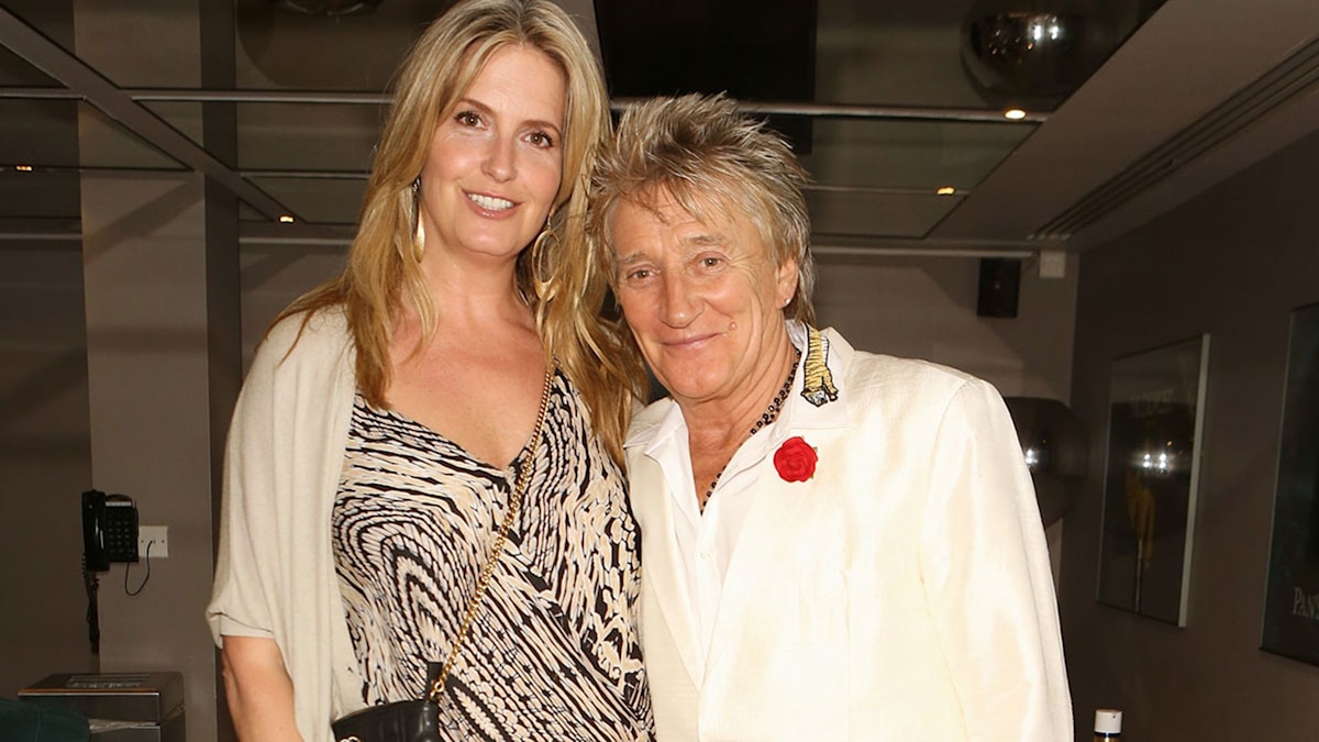 Rod Stewart and Penny Lancaster's son gives his parents a fright during ...