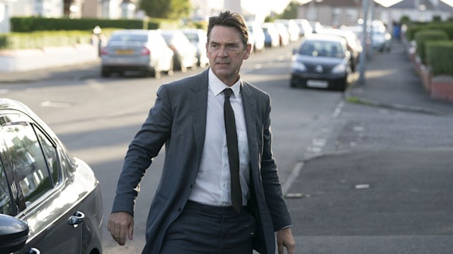 DOUGRAY SCOTT as Ray Lennox