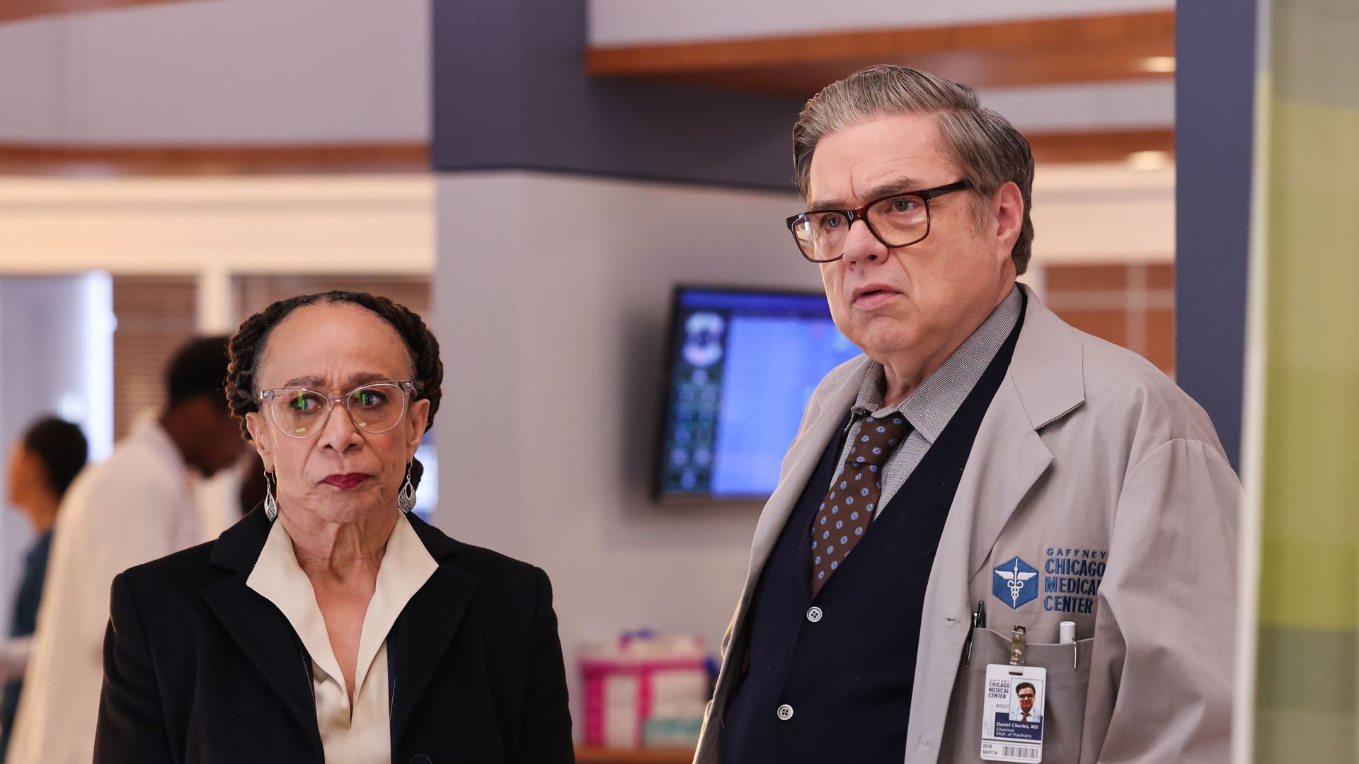 Epatha Merkerson as Sharon Goodwin, Oliver Platt as Dr. Daniel Charles on Chicago Med season 9