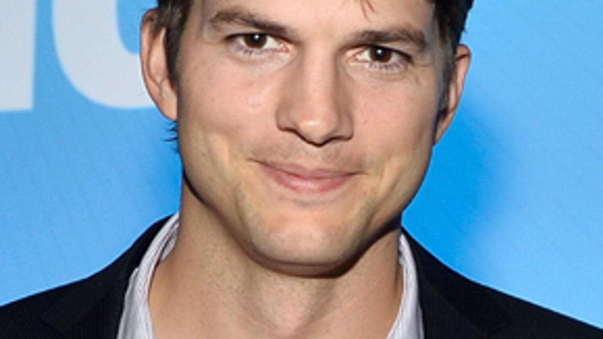 Ashton Kutcher - Biography | HELLO!