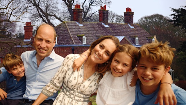 Prince Louis, Prince William, Princess Kate, Princess Charlotte and Prince George at Anmer Hall