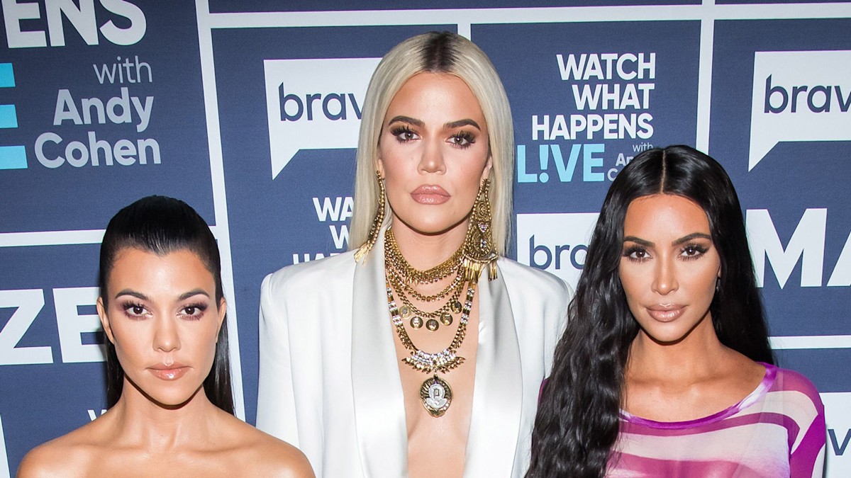 Kim, Kourtney and Khloé Kardashian’s childhood fashion gets fans talking in festive throwback