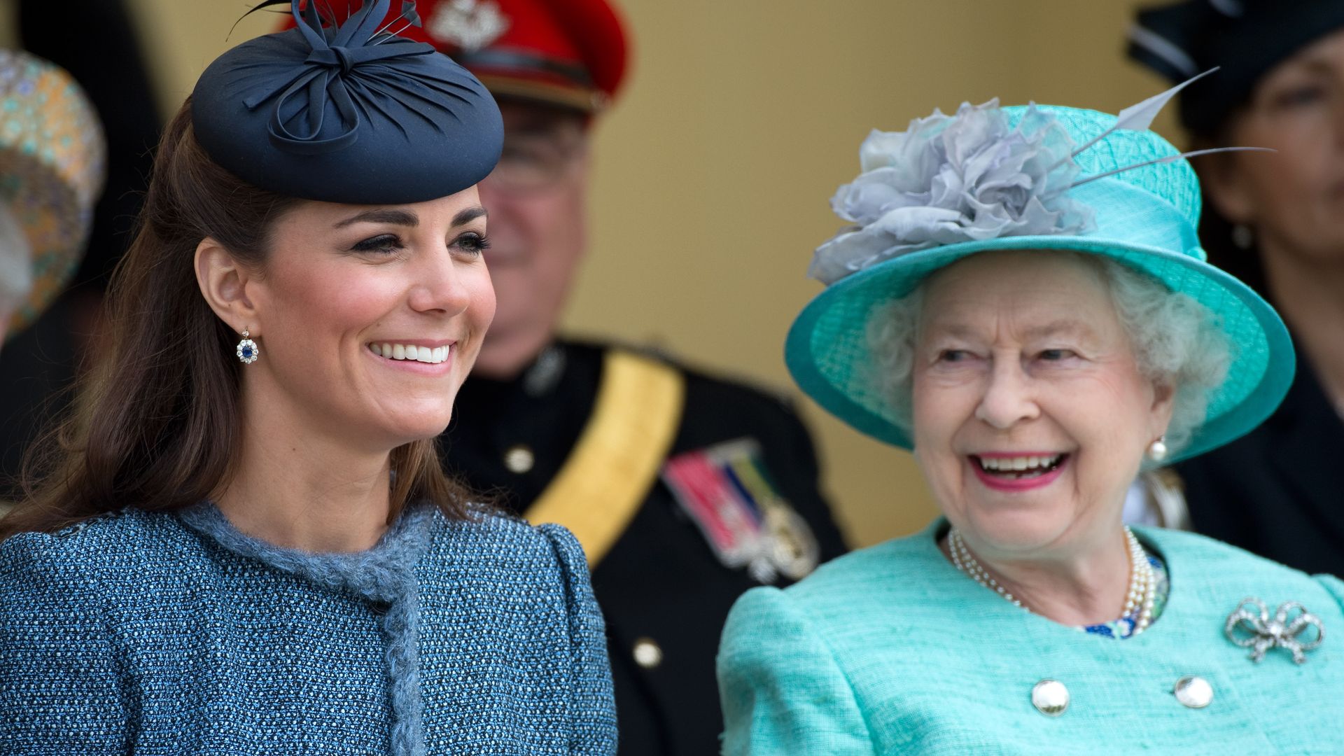 d7cbdeee9c1b kate and the queen