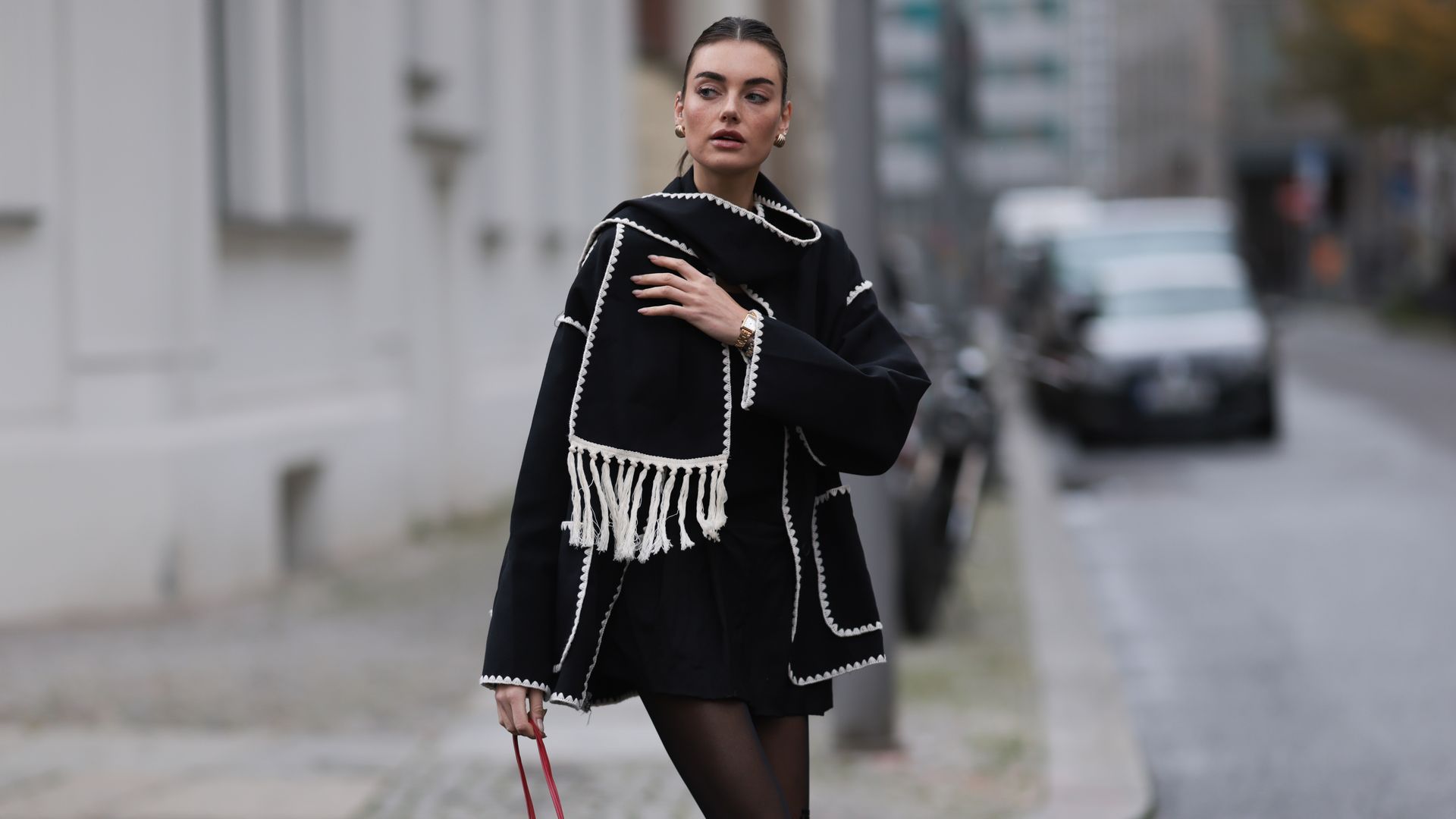 street style model in black and white scarf 