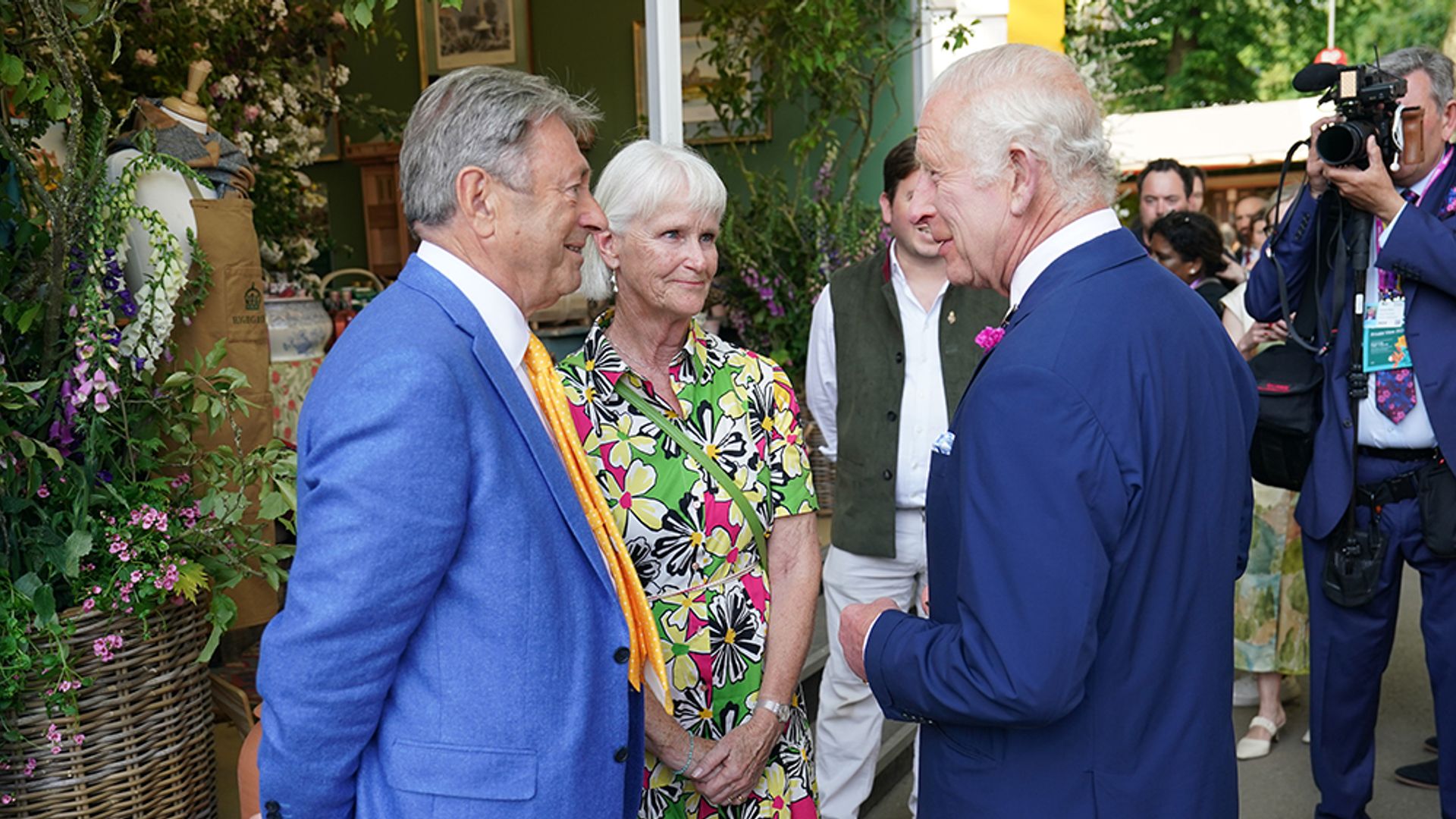 King Charles chatting with Alan Titchmarsh