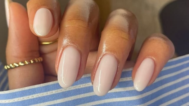 nude nails