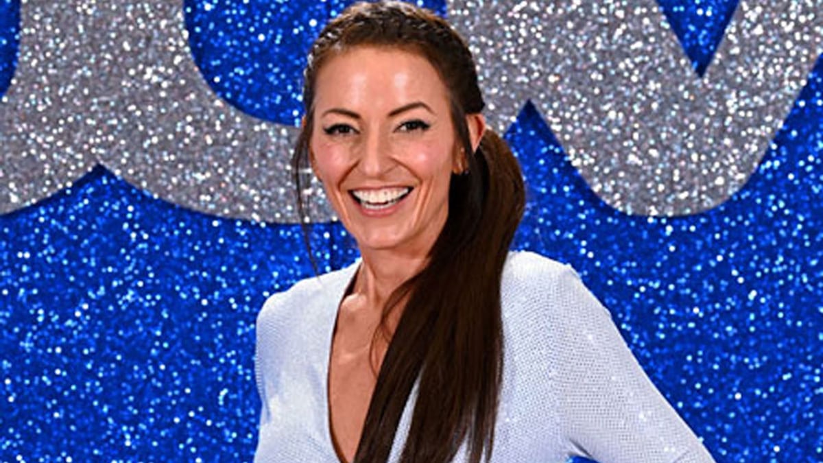 Davina McCall sets pulses racing in backless workout gear - see