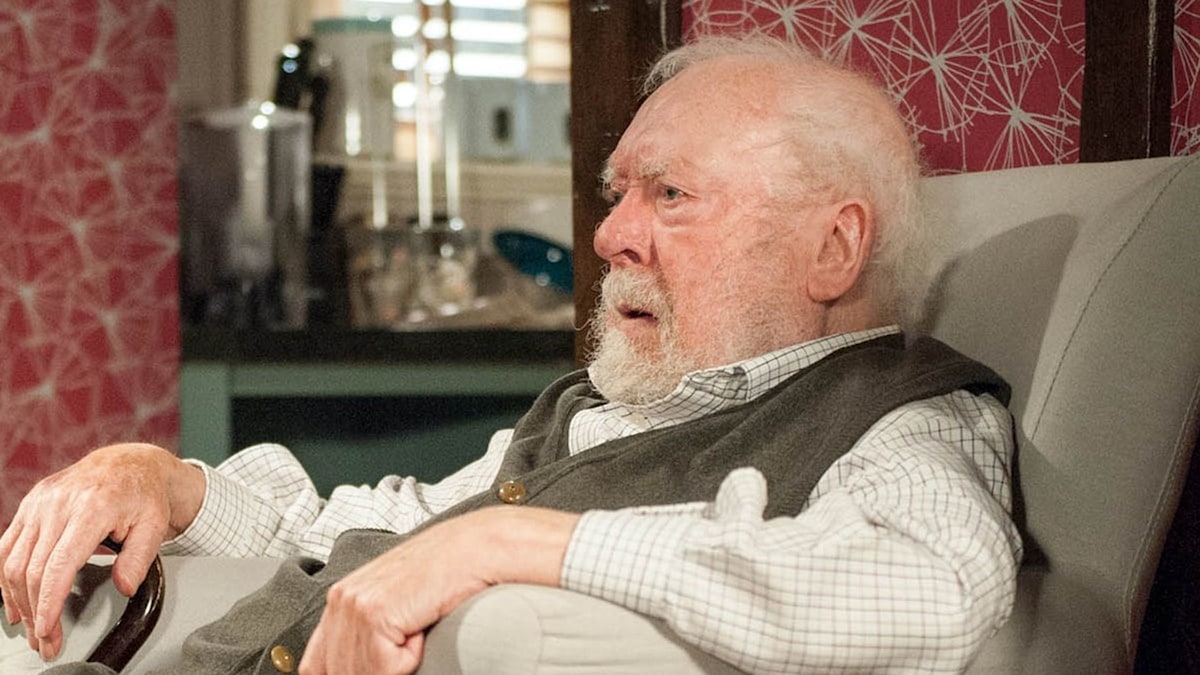 Emmerdale star Freddie Jones dies at 91 HELLO!