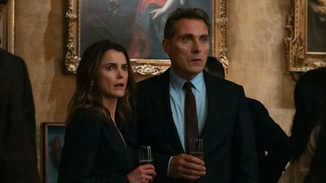 Keri Russell as Kate Wyler, Rufus Sewell as Hal Wyler in The Diplomat