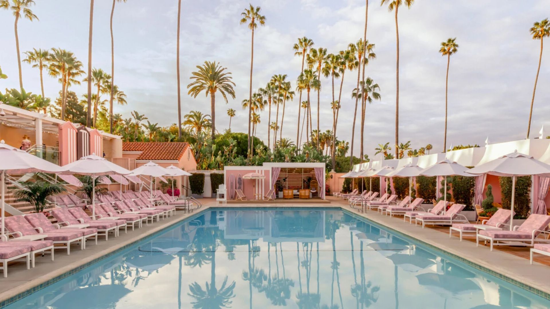 Inside the world-famous Beverly Hills hotel frequented by Marilyn ...