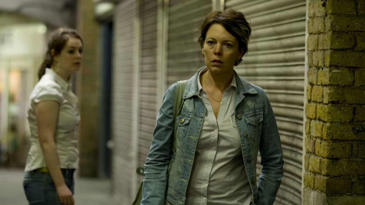 Fans excited as they rediscover Olivia Colman's forgotten 'powerful' 4-part drama