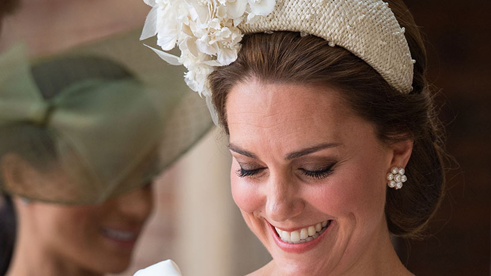 Headband queen adored by duchess and first lady debuts first