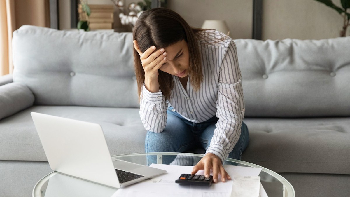 Don't panic! 5 expert tips to stay calm when your investments drop
