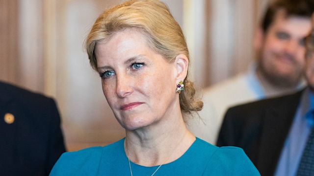 Duchess of Edinburgh wearing teal dress to meet Ukrainian community in Edinburgh