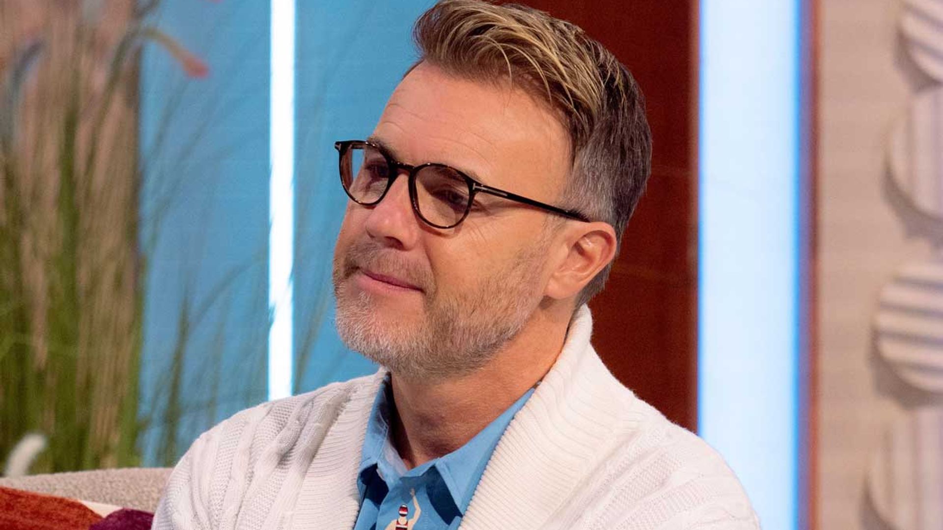 Gary Barlow's wife in serious pain after 'big operation' – all the ...
