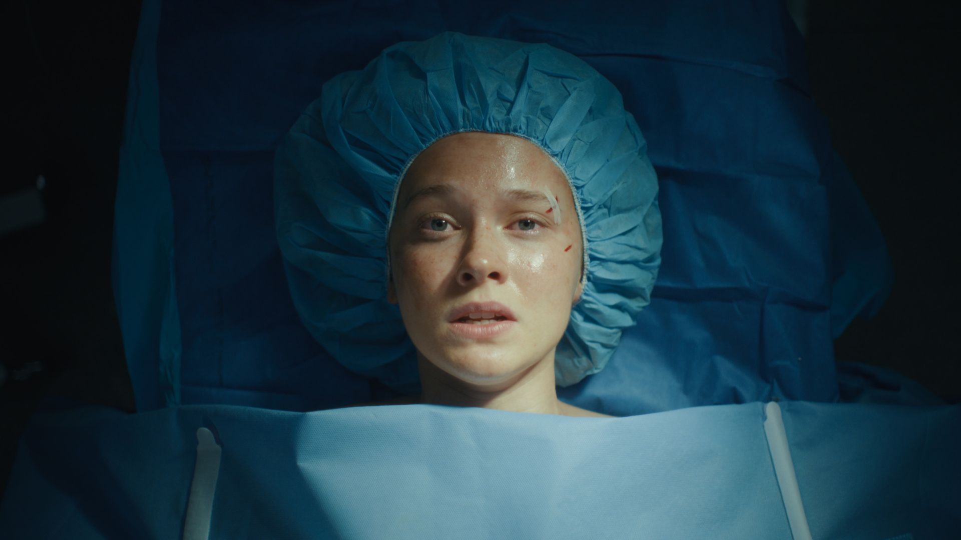 Netflix's 8-part psychological thriller with 98% Rotten Tomatoes gets first look for season 2