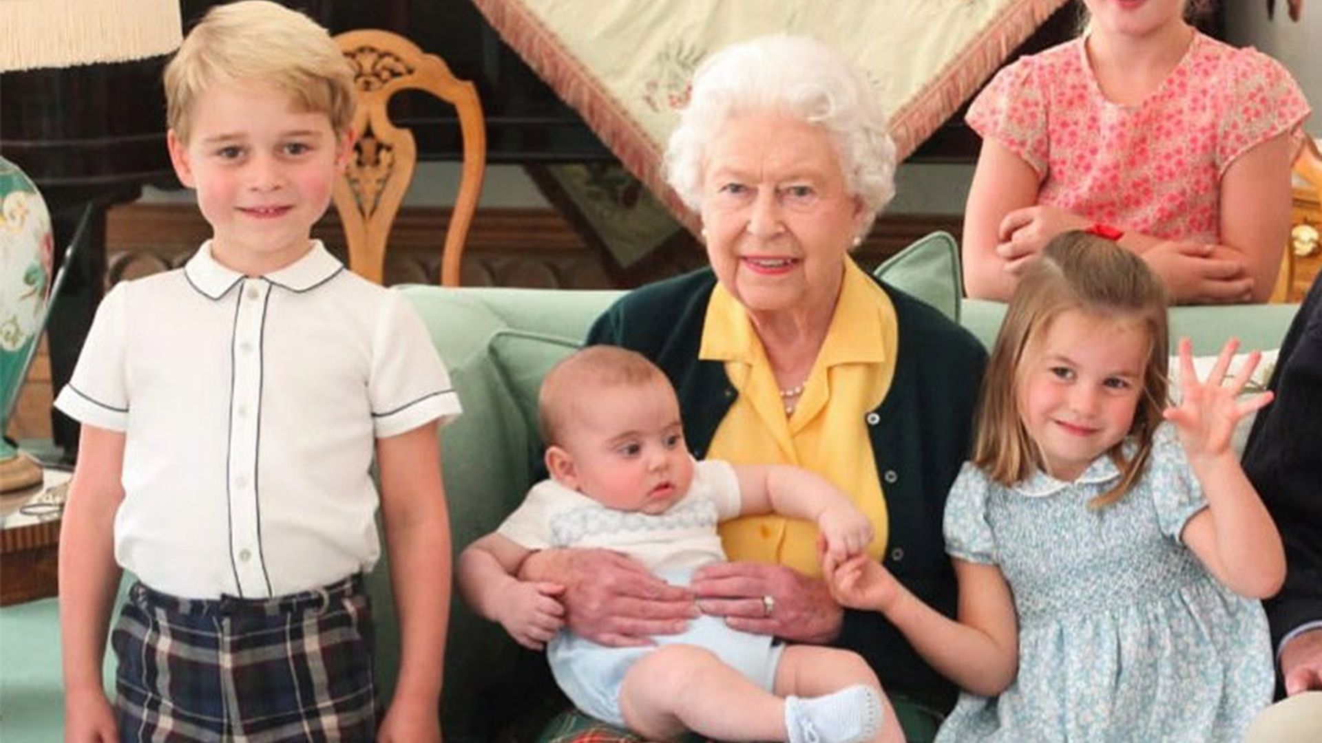 the queen and cambridge children