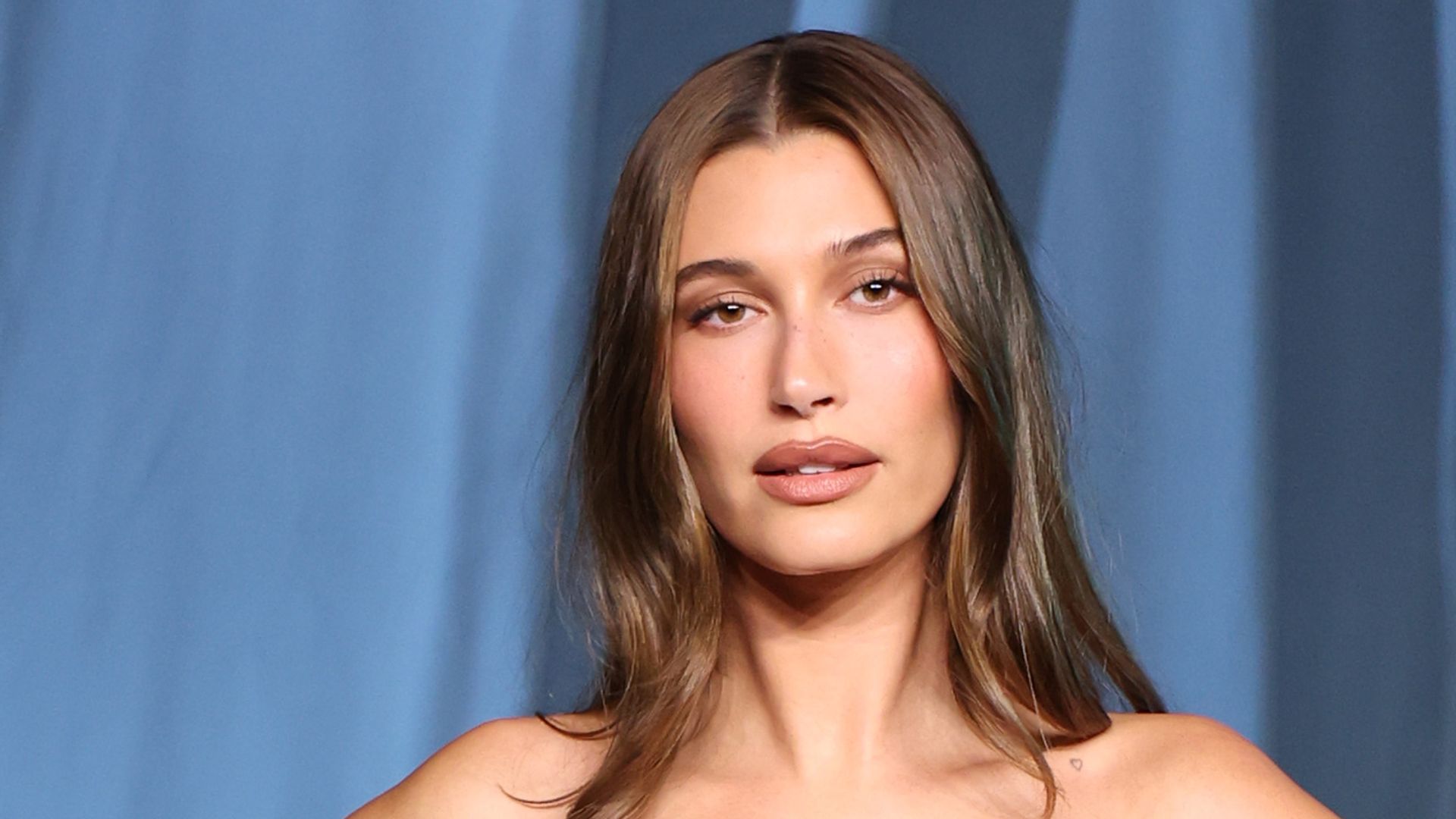 Hailey Bieber attends the 5th Annual Academy Museum Gala at the Academy Museum of Motion Pictures on October 18, 2025 in Los Angeles, California