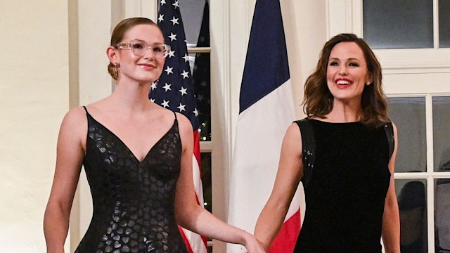 Jennifer Garner and her daughter Violet Affleck arrive at the White House to attend a state dinner honoring French President Emmanuel Macron, in Washington, DC, on December 1, 2022