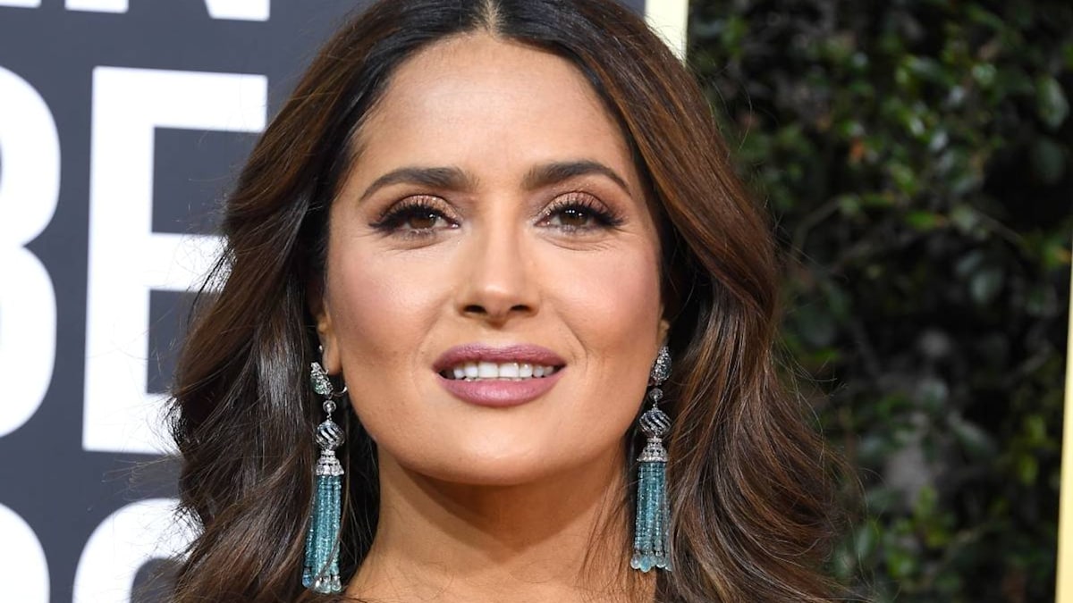 Salma Hayek embraces her gray hair: 'Bring on the wisdom