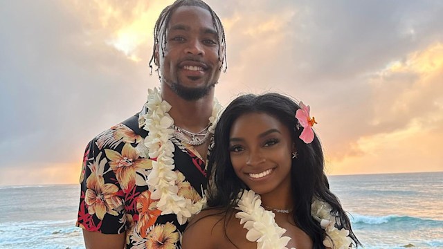 simone biles and husband jonathan owens in hawaii